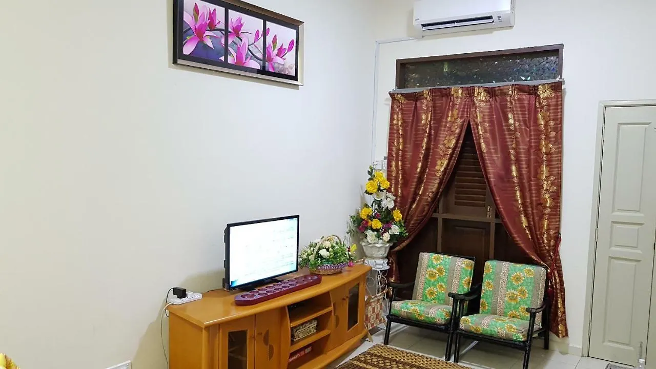 Homestay Melaka Tradisional Bandar Hilir 0*,